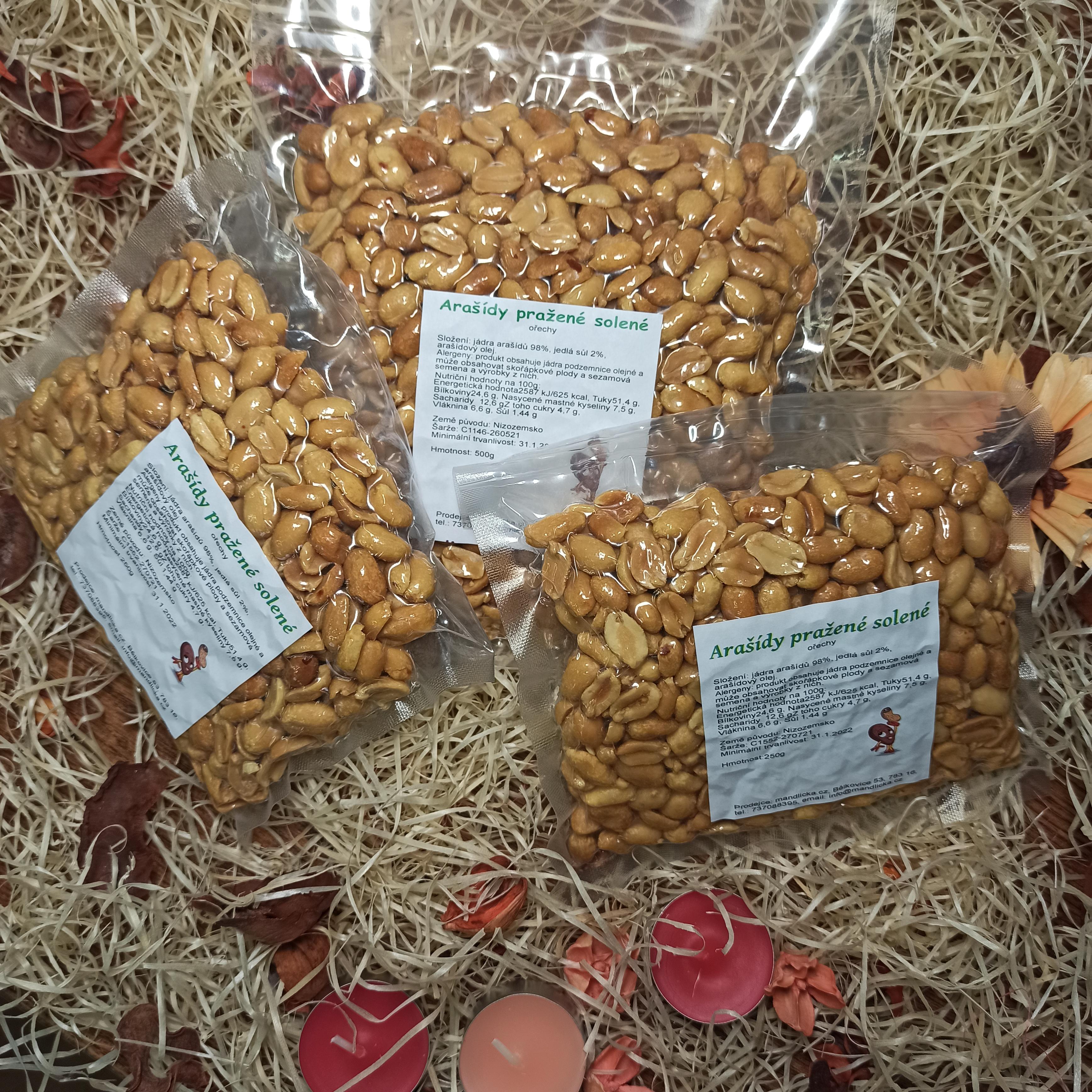 Arašídy pražené solené 500g